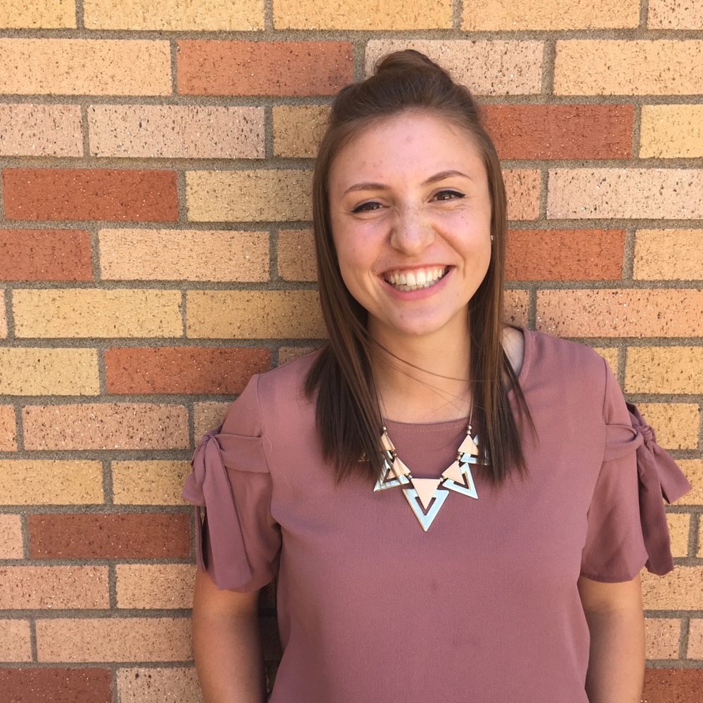 Meet your Posher, Julia